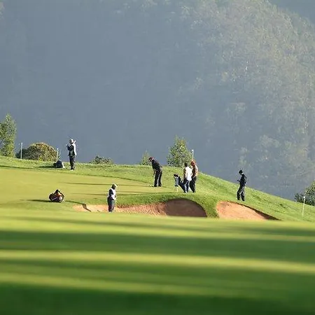 Πάρκο διακοπών Quinta Eiras 2*